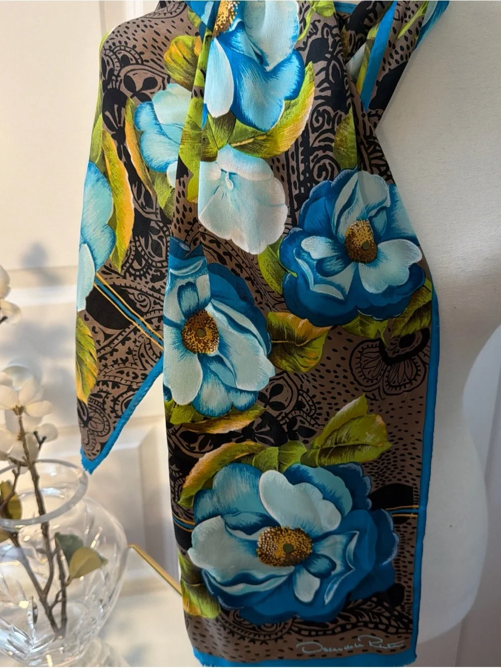 Oscar de la Renta beautiful silk